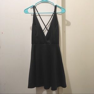 A very simple and lightweight black dress.